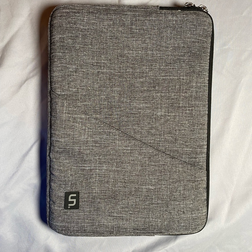 Uncommon Sleeve 13" for MacBook, MacBook Pro MacBook Air Gray Padded Sleeve Case